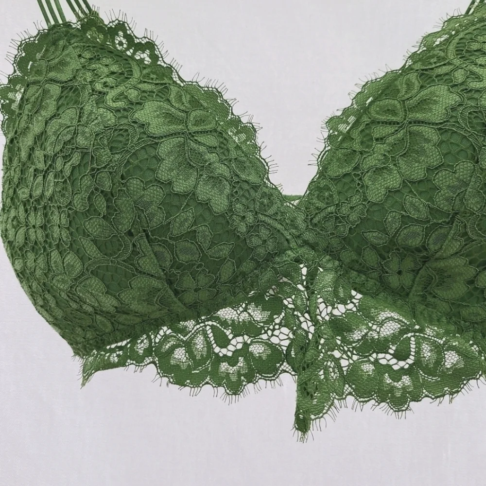 Lace Crop Bralette top with adjustable straps, Size Medium - Picture 7 of 8